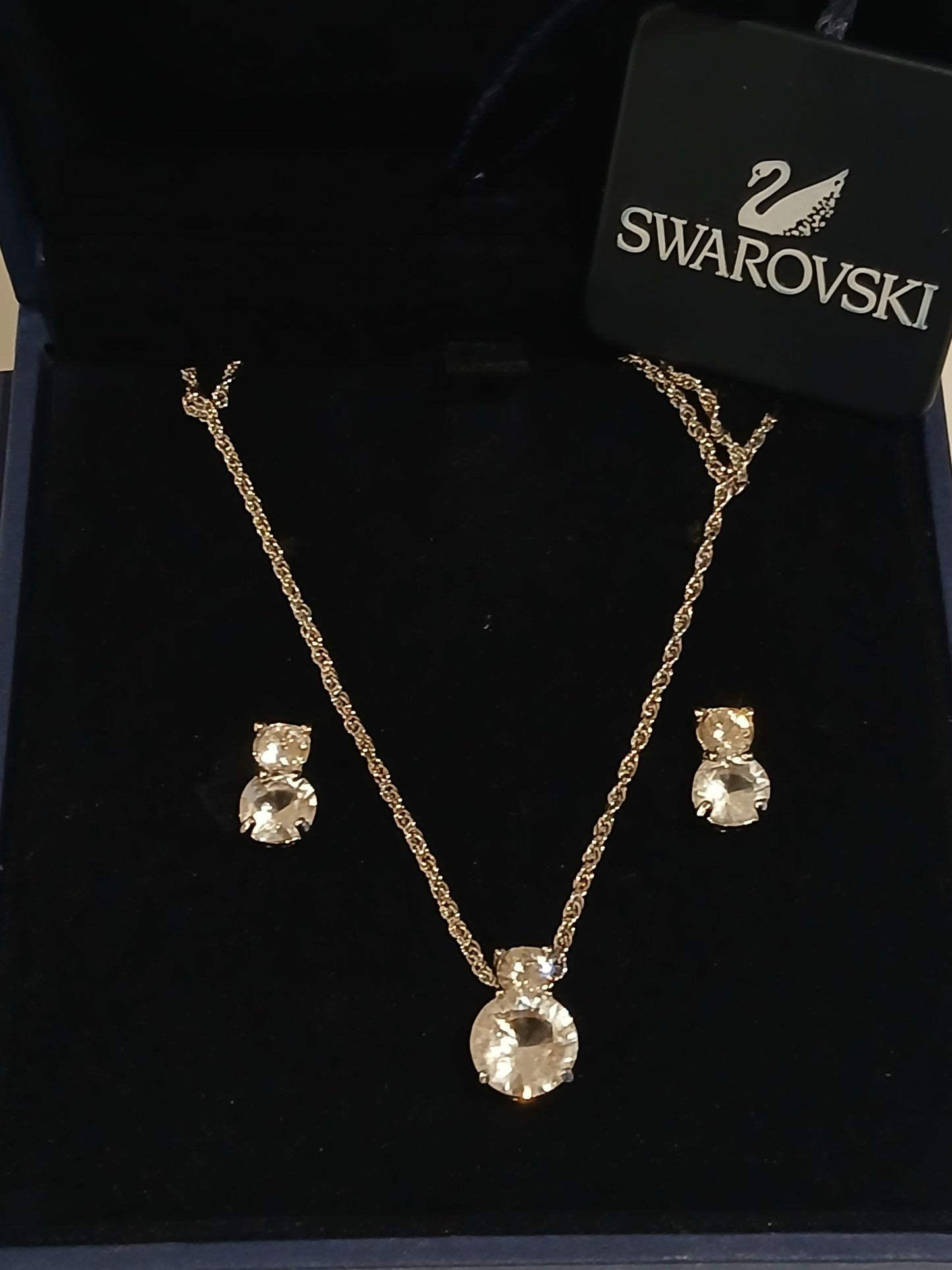 Swarovski Brilliance      OPEN AUCTION ---  Enter your bid below